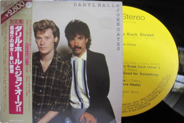 Daryl Hall & John Oates, Beauty On A Back Street /  Along The Red Ledge - Imagen 1